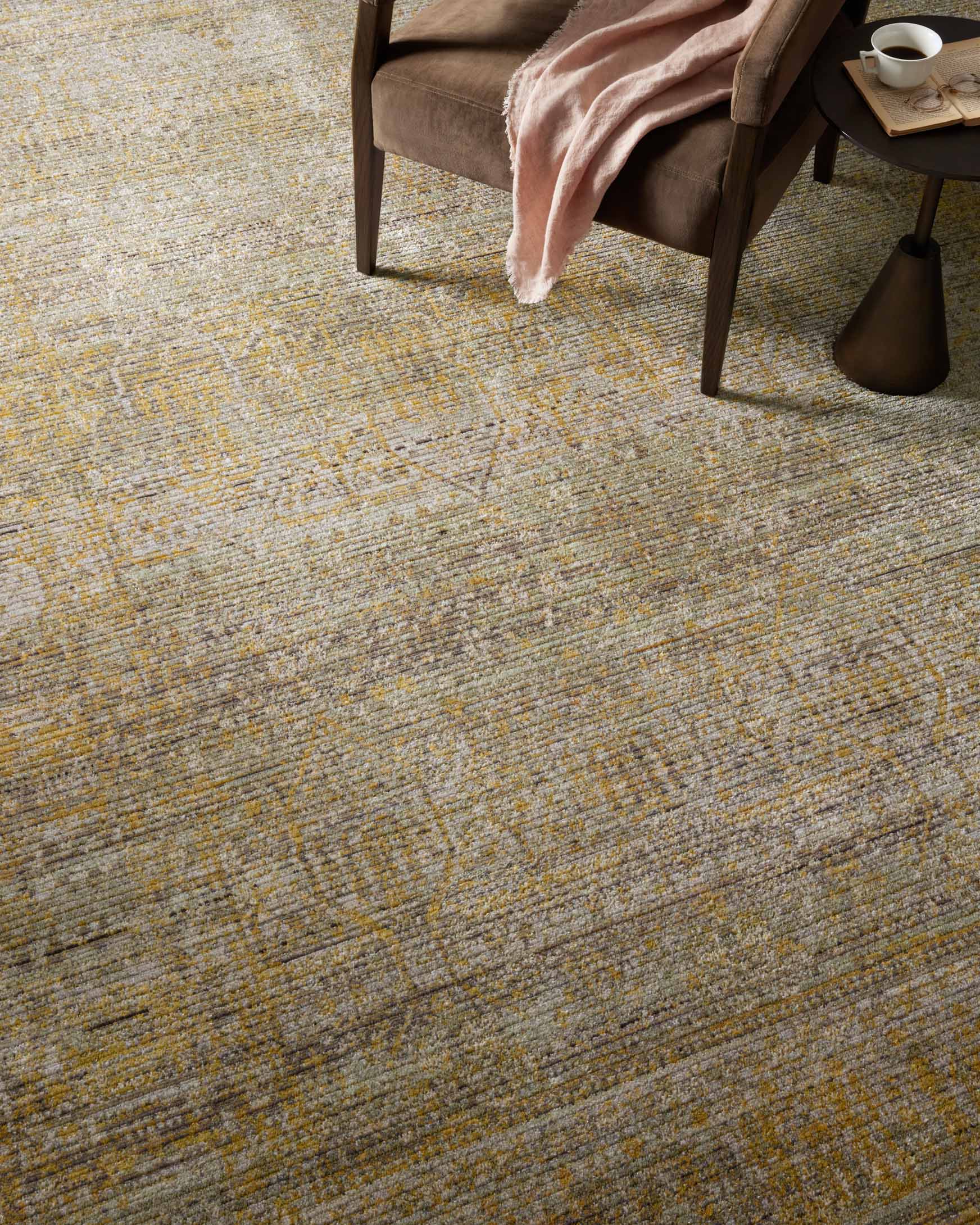 BRADBRU-02DVGO_16.jpg Bradbury - BRU-02 Js Dove / Gold