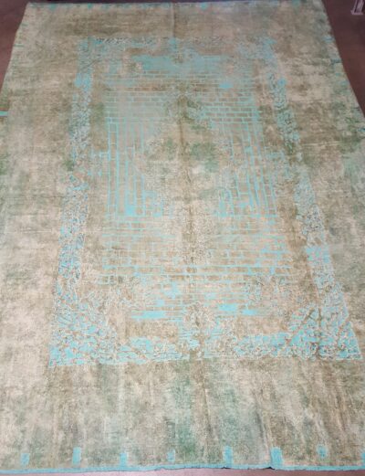 Artemisa 251 Green 11' 1" X 17' 4"